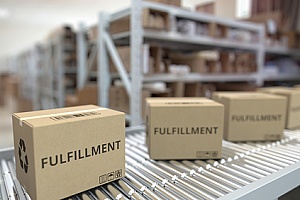 boxes that are used for commercial fulfillment services